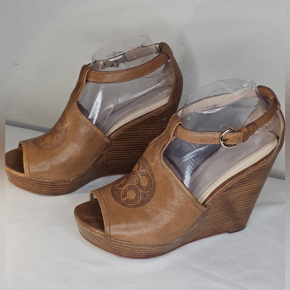 Coach Juday Leather Brown, Peep Toe Platform/Wedges, Women's Size 8.5B - Picture 2 of 6